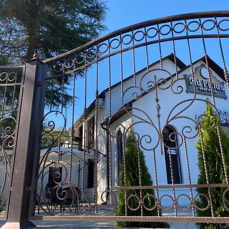 Hotel Old Pitius ปิซุนดา ภายนอก รูปภาพ