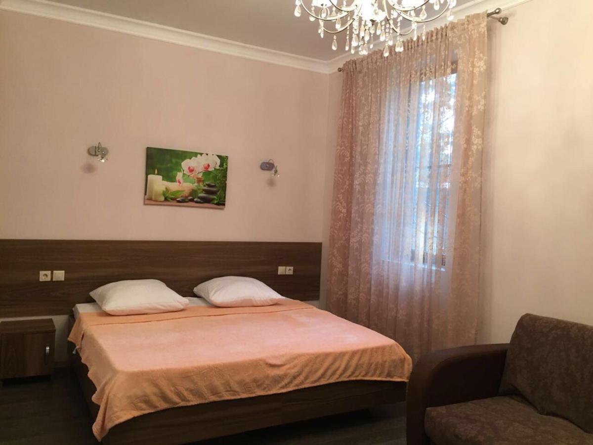 Hotel Old Pitius ปิซุนดา ภายนอก รูปภาพ