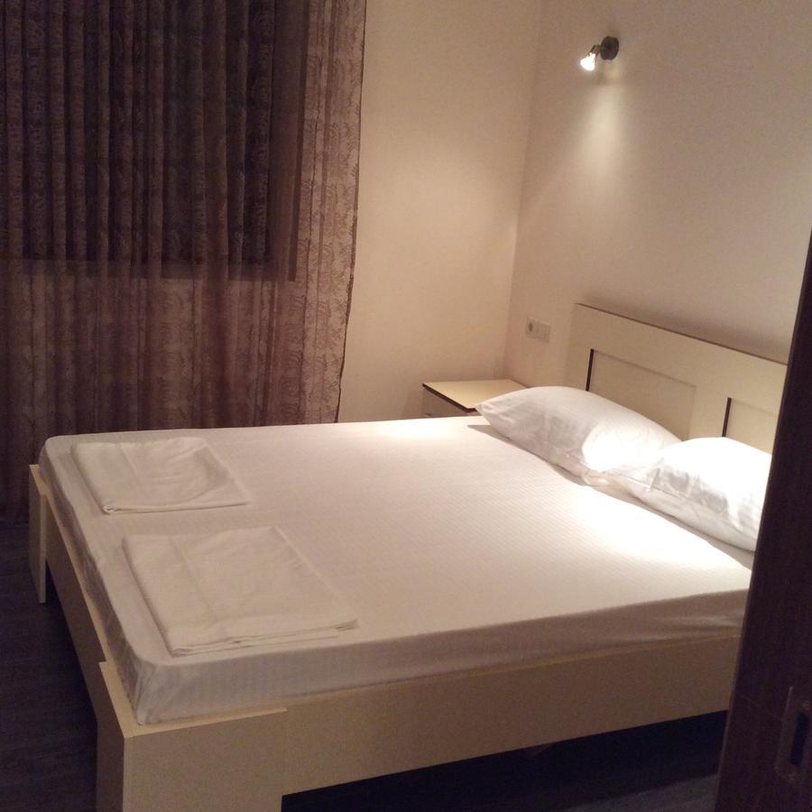 Hotel Old Pitius ปิซุนดา ภายนอก รูปภาพ