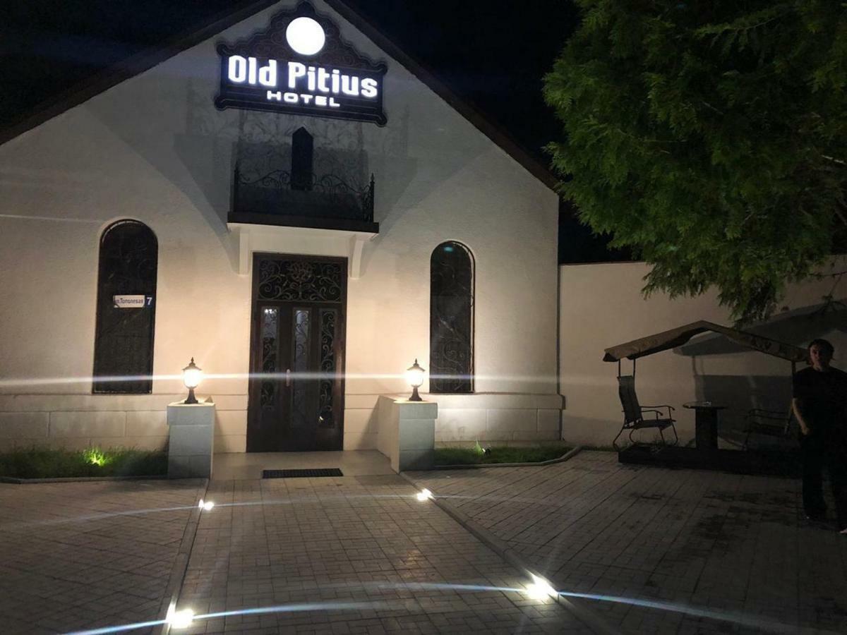 Hotel Old Pitius ปิซุนดา ภายนอก รูปภาพ